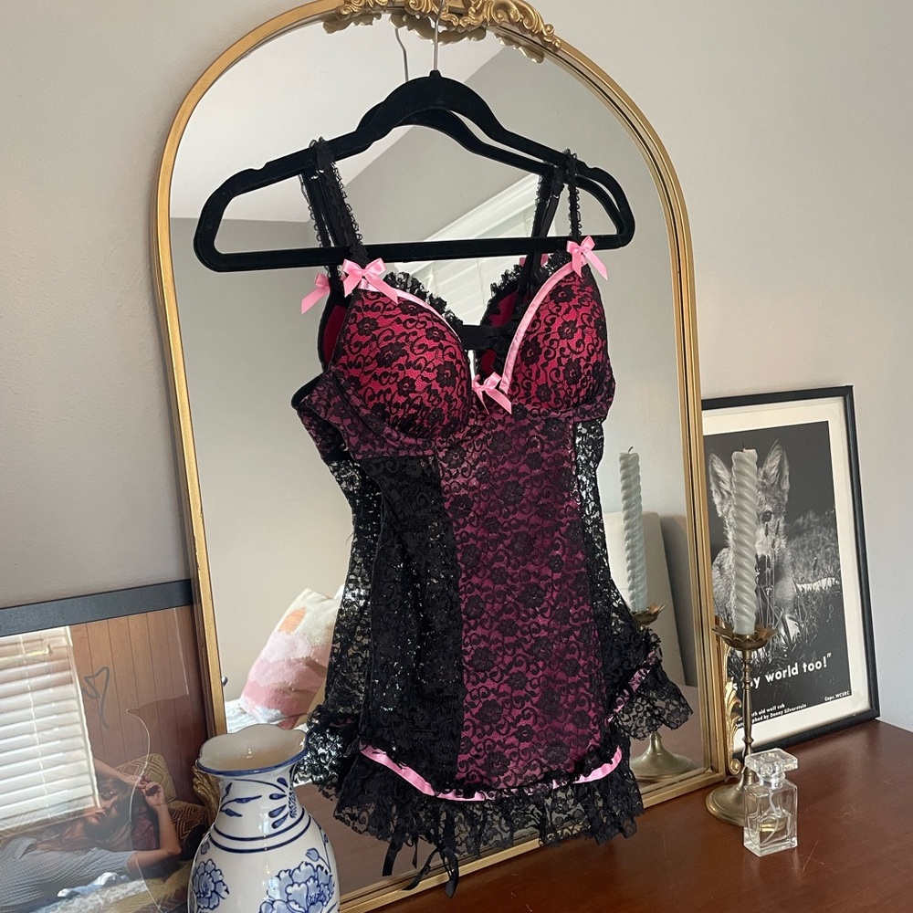 Vintage Victoria’s Secret Sexy Little Things Pink Black Garter Bustier Corset